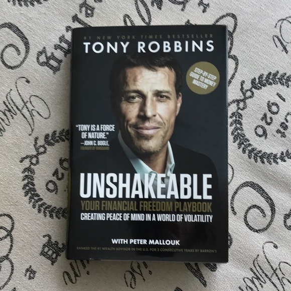 Tony Robbins book. Best motivation speaker - Picture 2 of 3